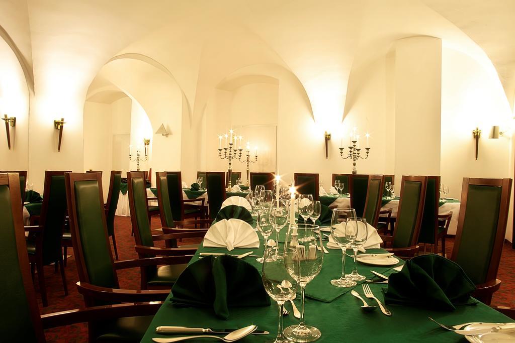 Hotel Schloss Schwarzenfeld Extérieur photo