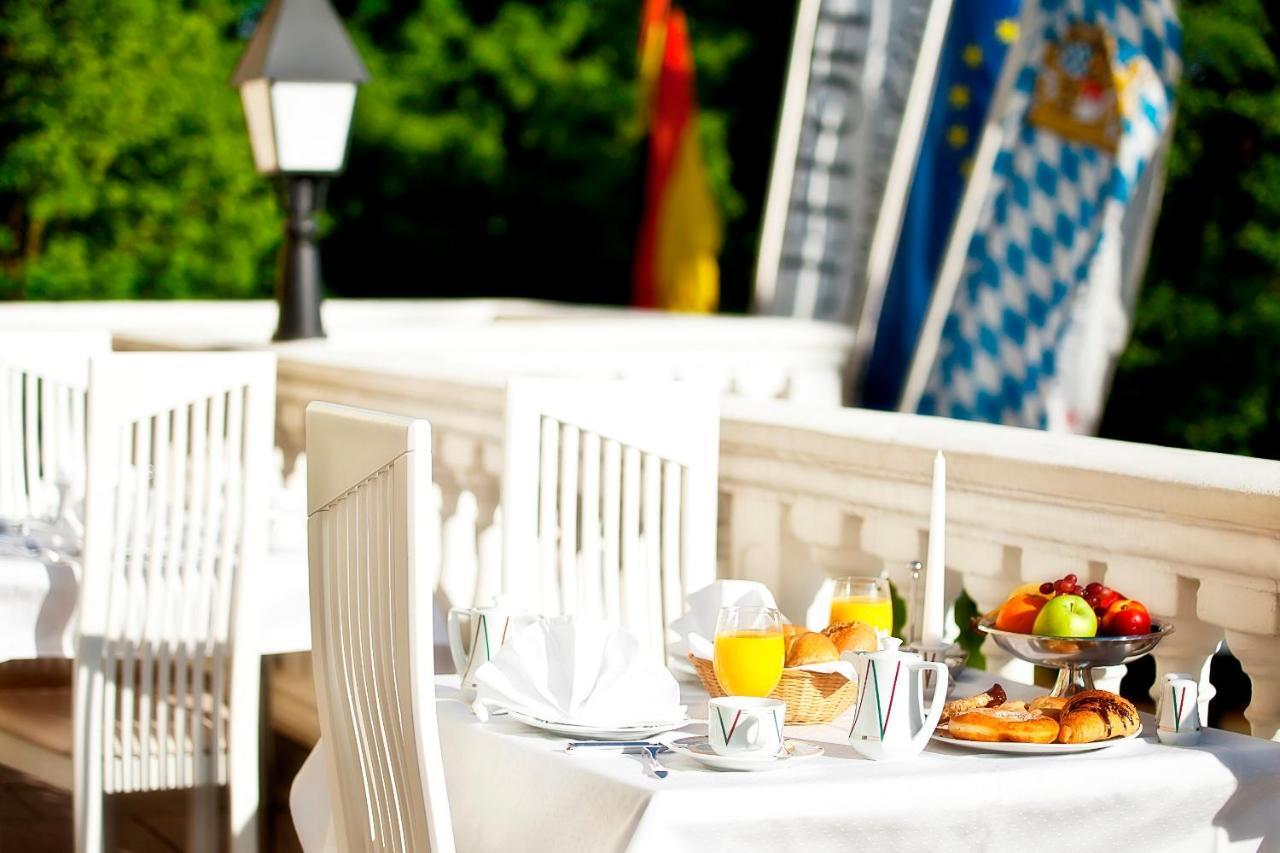 Hotel Schloss Schwarzenfeld Extérieur photo